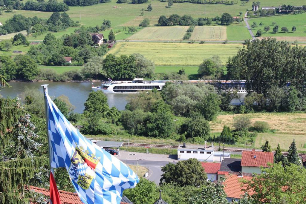 Pension Haus Erika Stadtprozelten Esterno foto